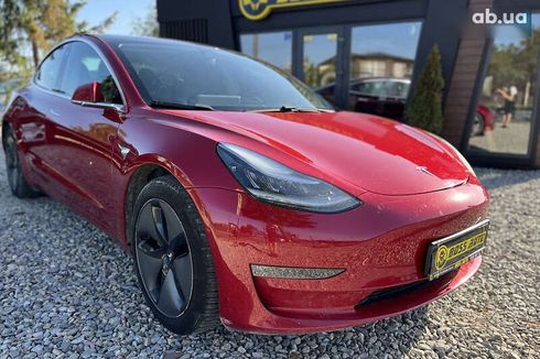 Tesla Model 3 2019 - фото 7