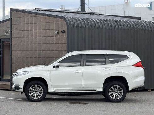 Mitsubishi Pajero Sport 2016 - фото 13