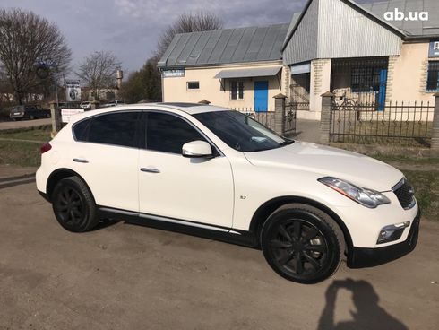 Infiniti Q50 2015 белый - фото 6