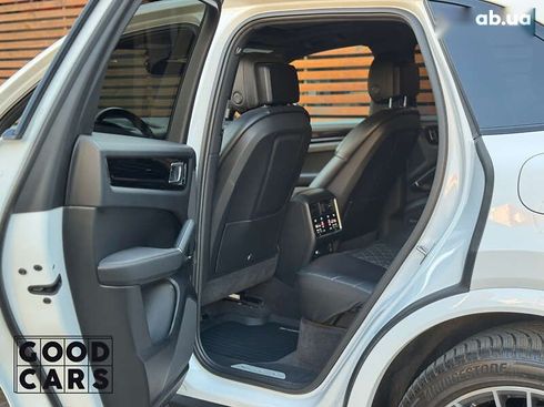 Porsche Cayenne 2020 - фото 20