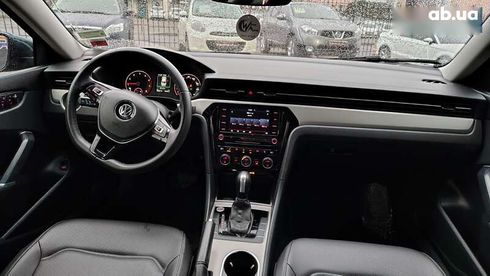 Volkswagen Passat 2021 - фото 21