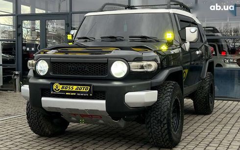 Toyota FJ Cruiser 2008 - фото 3