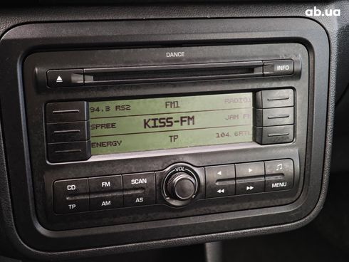 Skoda Fabia 2009 красный - фото 26