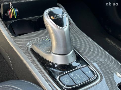 Mitsubishi Outlander 2021 серый - фото 25
