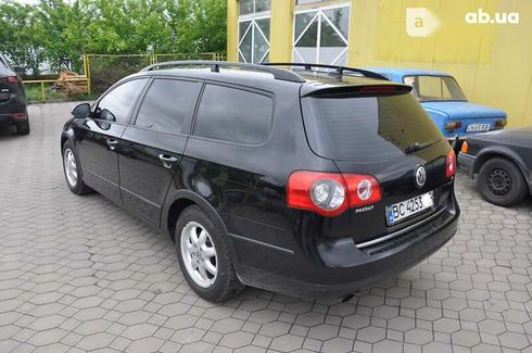 Volkswagen Passat 2010 - фото 9
