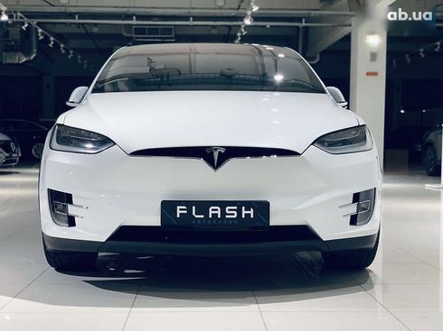 Tesla Model X 2020 - фото 2