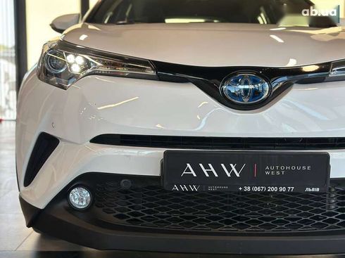 Toyota C-HR 2019 - фото 3