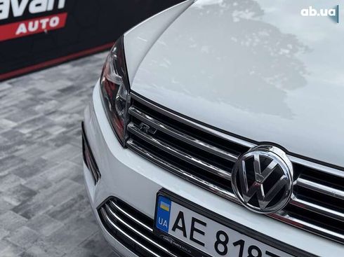 Volkswagen Touareg 2015 - фото 19