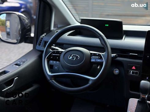 Hyundai Staria 2023 - фото 21
