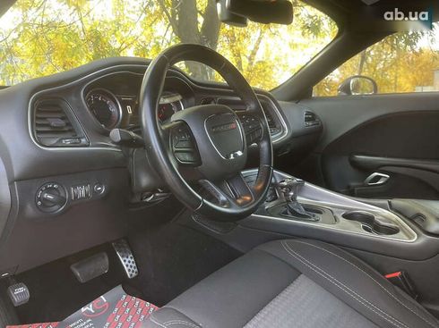 Dodge Challenger 2020 - фото 20