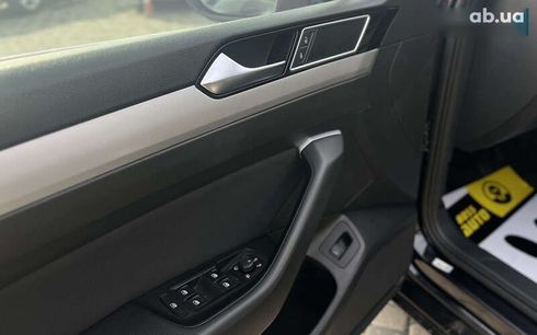 Volkswagen Passat 2015 - фото 25