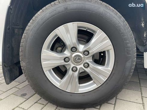 Lexus LX 2017 - фото 25