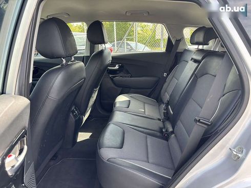 Kia Niro 2020 - фото 11