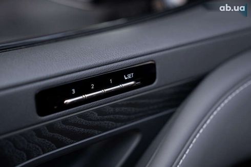 Lexus LX 2022 - фото 17