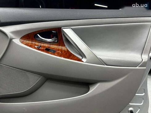 Toyota Camry 2008 - фото 25