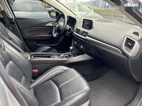 Mazda 3 2018 - фото 26