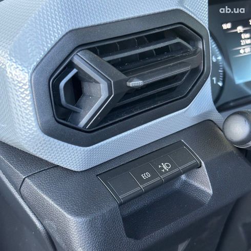Renault Duster 2025 белый - фото 8