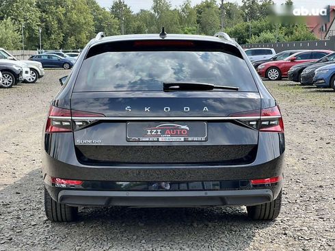 Skoda Superb 2021 - фото 7