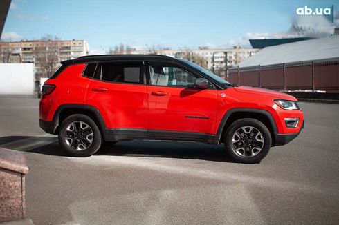 Jeep Compass 2017 - фото 2