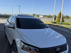 Продажа б/у Volkswagen Passat 2017 года в Днепре - купить на Автобазаре