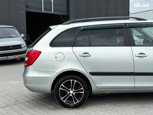 Skoda Fabia 2012 серый - фото 18
