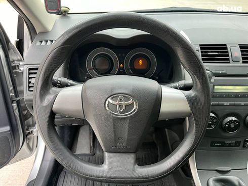 Toyota Corolla 2011 серый - фото 11