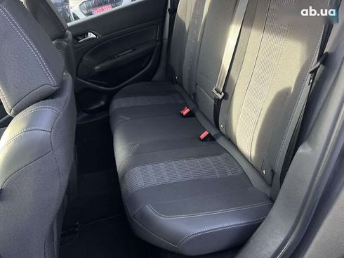 Peugeot 308 2018 - фото 30