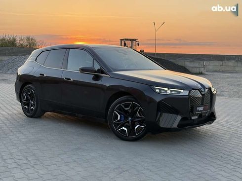 BMW iX 2021 - фото 10