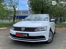Купити Volkswagen Jetta 2016 бу в Києві - купити на Автобазарі