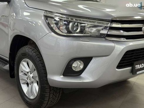 Toyota Hilux 2018 - фото 3
