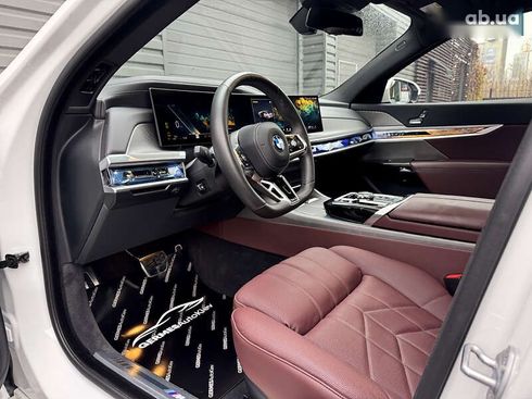 BMW 7 серия 2023 - фото 25