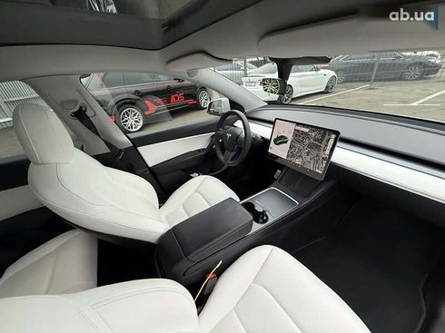 Tesla Model Y 2021 - фото 30
