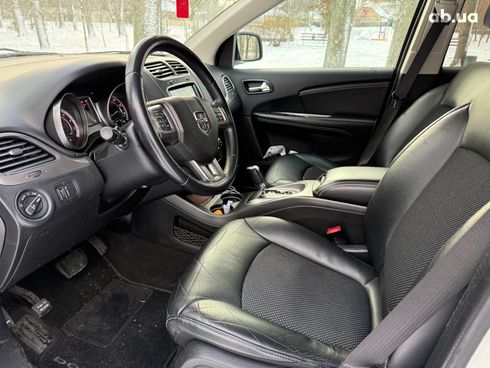 Dodge Journey 2017 белый - фото 13