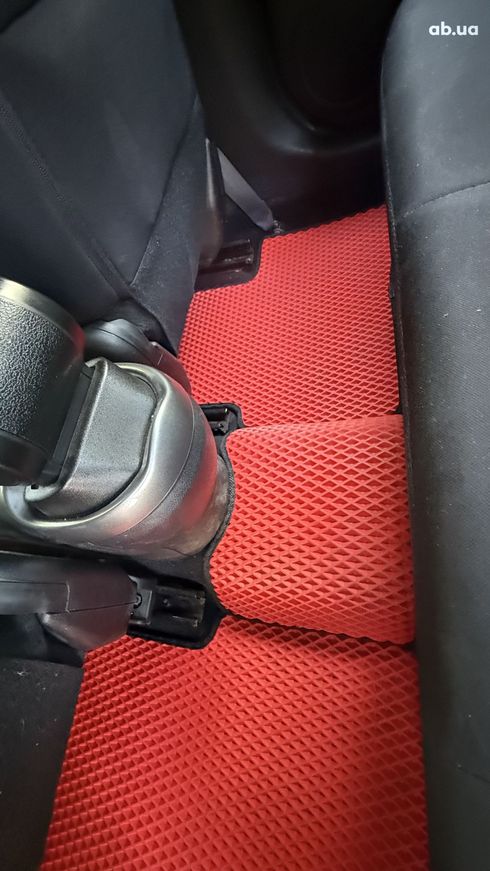 Nissan Juke 2018 красный - фото 4