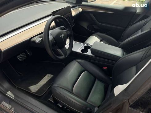 Tesla Model 3 2023 - фото 14