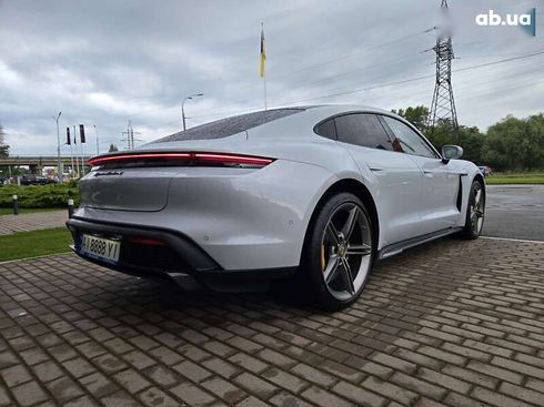 Porsche Taycan 2021 - фото 18