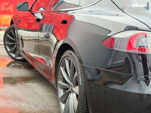 Tesla Model S 2019 - фото 18