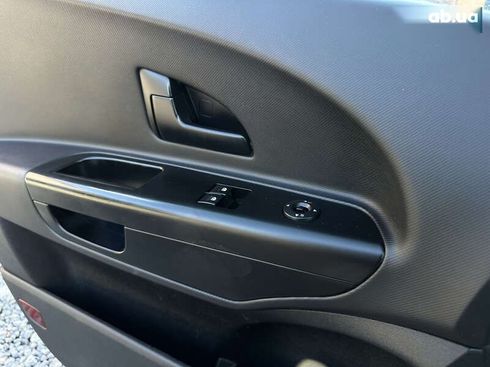 Kia Cee'd 2011 - фото 24