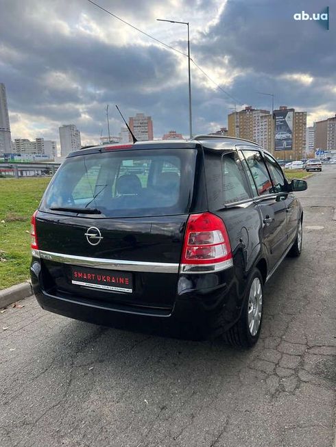 Opel Zafira 2011 - фото 30