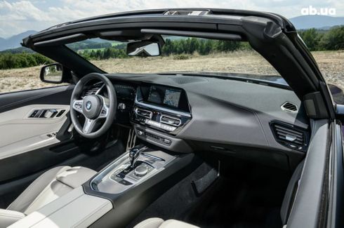 BMW Z4 2023 - фото 14