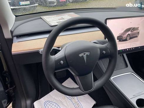 Tesla Model Y 2023 - фото 12
