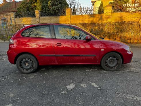 SEAT Ibiza 2008 красный - фото 12