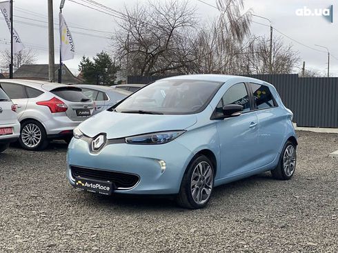 Renault Zoe 2015 - фото 12