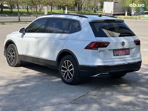 Volkswagen Tiguan 2017 - фото 8