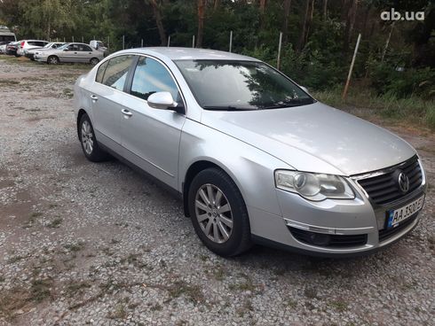 Volkswagen Passat 2008 серебристый - фото 5