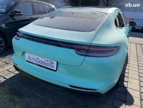 Porsche Panamera Turbo 2022 - фото 35