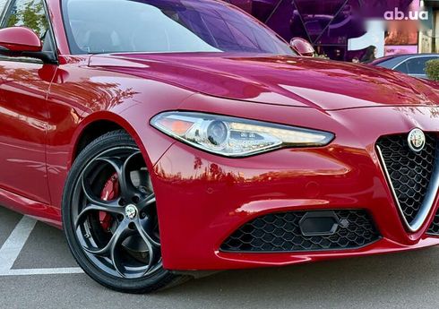 Alfa Romeo Giulia 2019 - фото 5