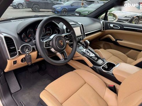 Porsche Cayenne 2015 - фото 12