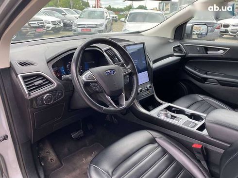 Ford Edge 2022 - фото 11