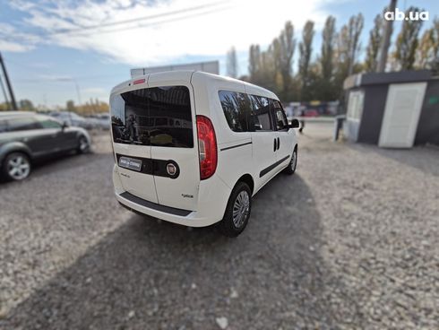 Fiat Doblo 2018 белый - фото 4